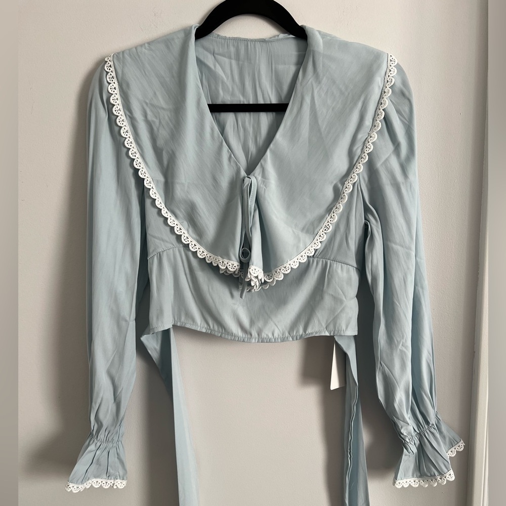 New Lace Trimmed Ruffle Sleeve Shirt Blouse - Picture 3 of 13